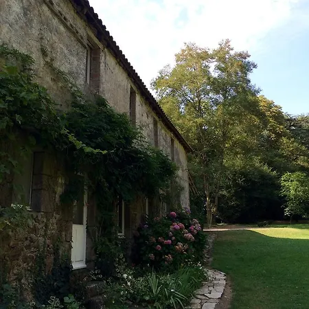 Le Prieure Saint Blaise فندق مبيت وإفطار 3*