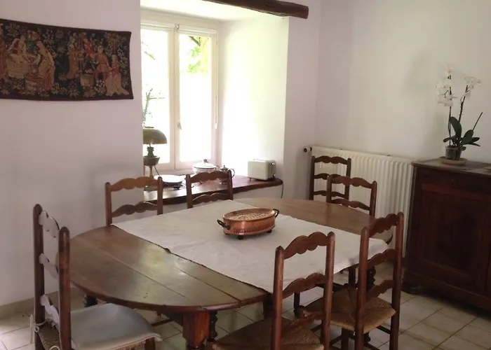 Le Prieure Saint Blaise Couette-café 3*