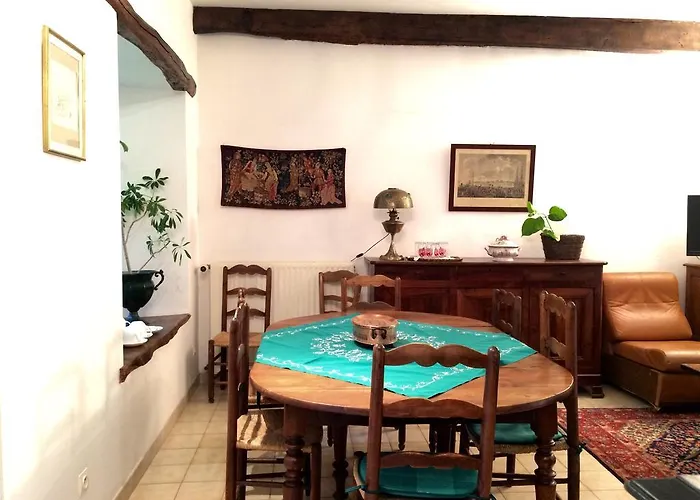 Couette-café Le Prieure Saint Blaise Le Puy-Saint-Bonnet